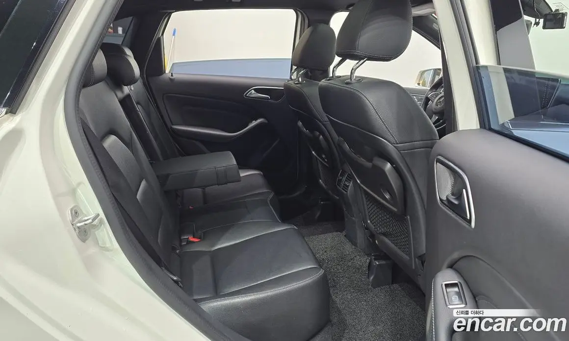 Mercedes-Benz B-Class 2018 2.1 автомат (гидро), фото 17