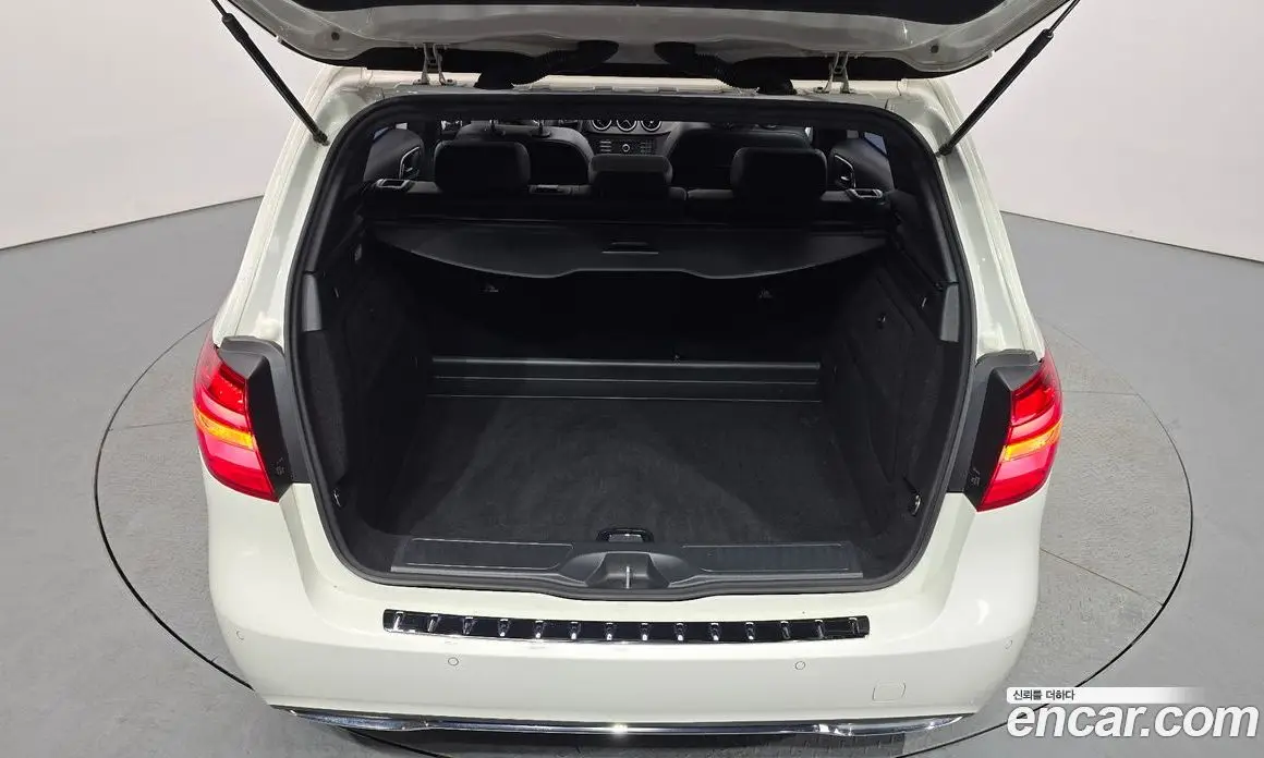 Mercedes-Benz B-Class 2018 2.1 автомат (гидро), фото 27