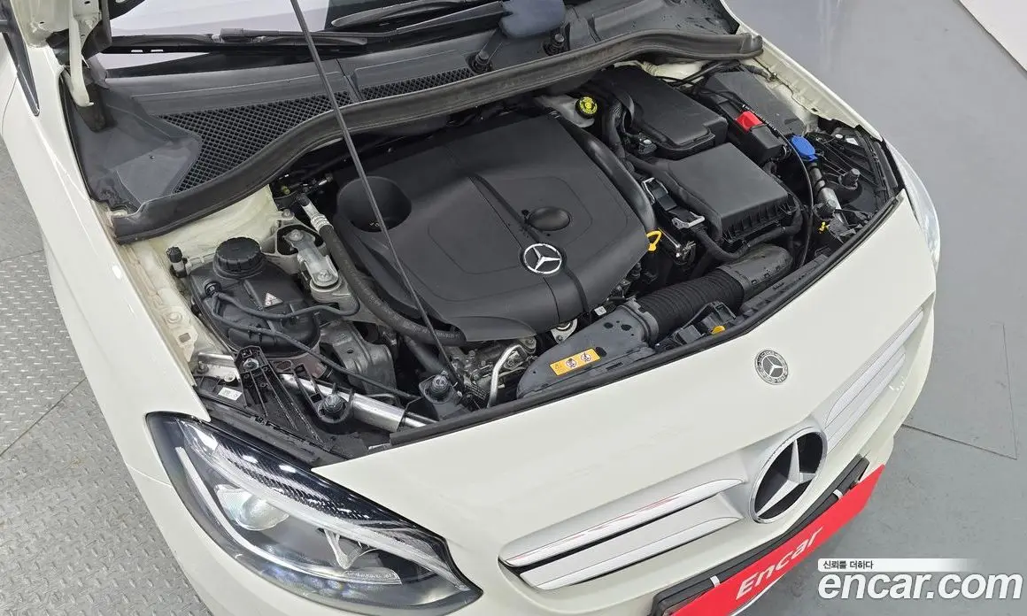 Mercedes-Benz B-Class 2018 2.1 автомат (гидро), фото 6