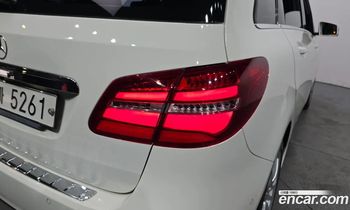 Mercedes-Benz B-Class 2018 2.1 автомат (гидро), фото 9