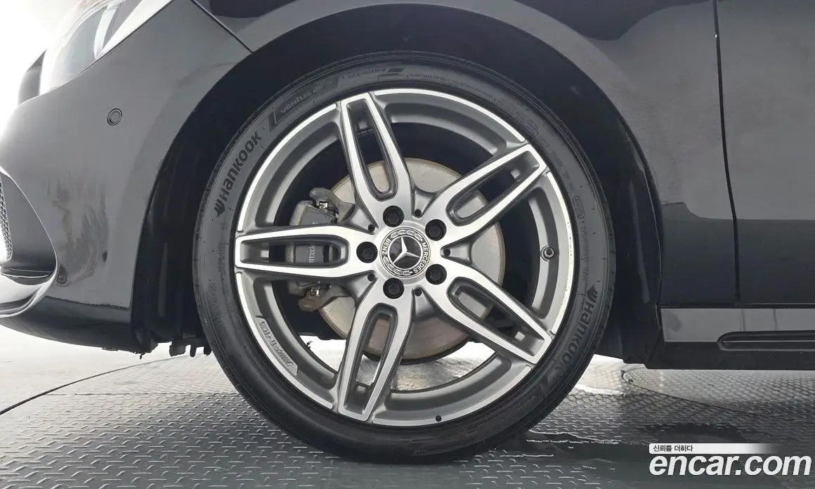 Mercedes-Benz CLA-Class 2017 2.0 автомат (гидро), фото 4