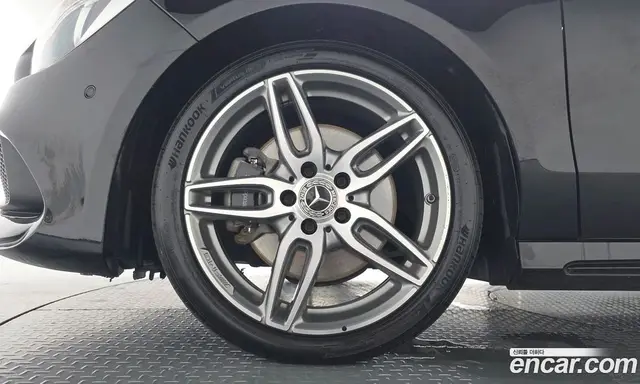 Mercedes-Benz CLA-Class 2017 2.0 автомат (гидро), миниатюра 4