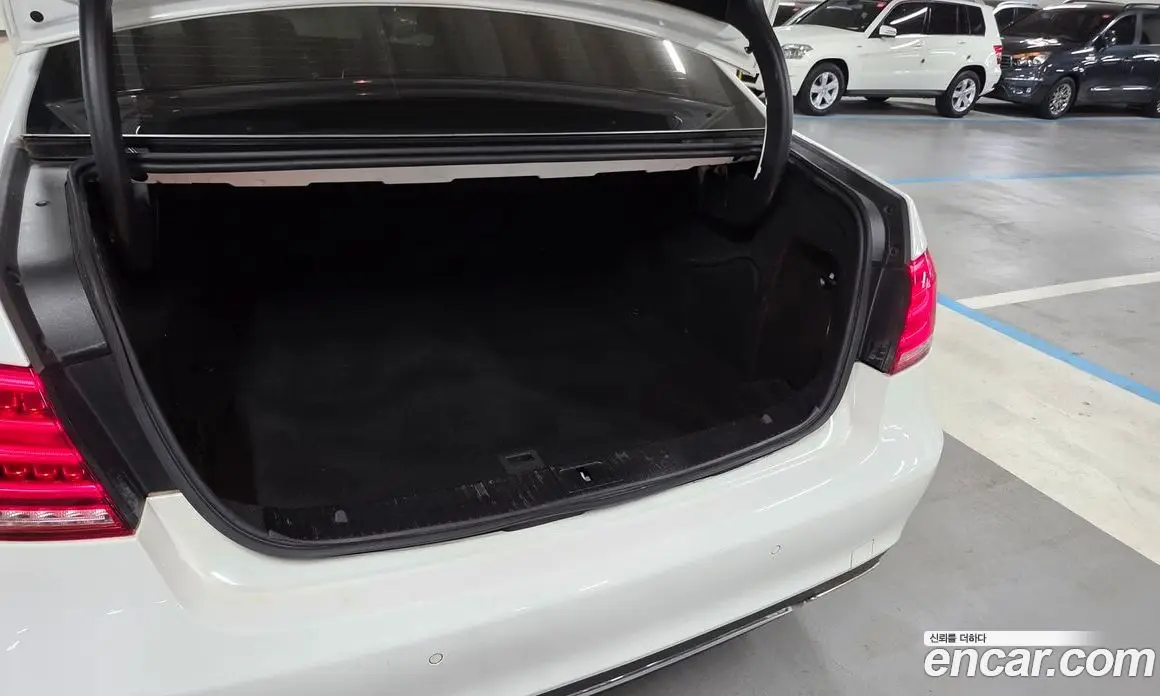 Mercedes-Benz E-Class 2015 2.1 автомат (гидро), фото 15 Mercedes-Benz E-Class 2015 2.1 автомат (гидро), фото 15