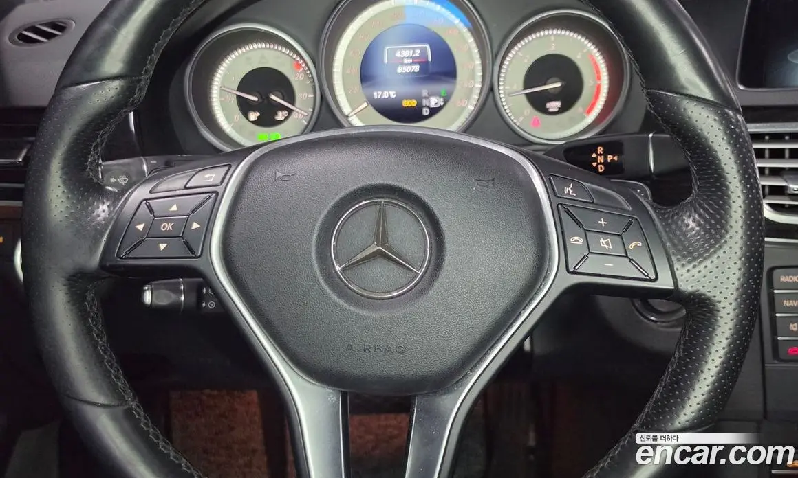 Mercedes-Benz E-Class 2015 2.1 автомат (гидро), фото 16 Mercedes-Benz E-Class 2015 2.1 автомат (гидро), фото 16