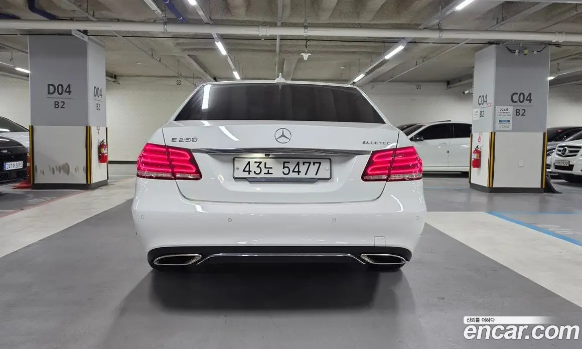 Mercedes-Benz E-Class 2015 2.1 автомат (гидро), фото 4 Mercedes-Benz E-Class 2015 2.1 автомат (гидро), фото 4