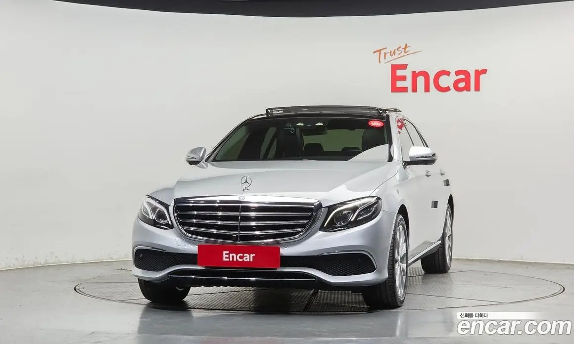 Mercedes-Benz E-Class 2016 2.0 автомат (гидро), фото 3