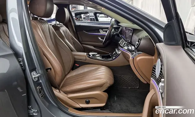 Mercedes-Benz E-Class 2018 3.0 автомат (гидро), миниатюра 11