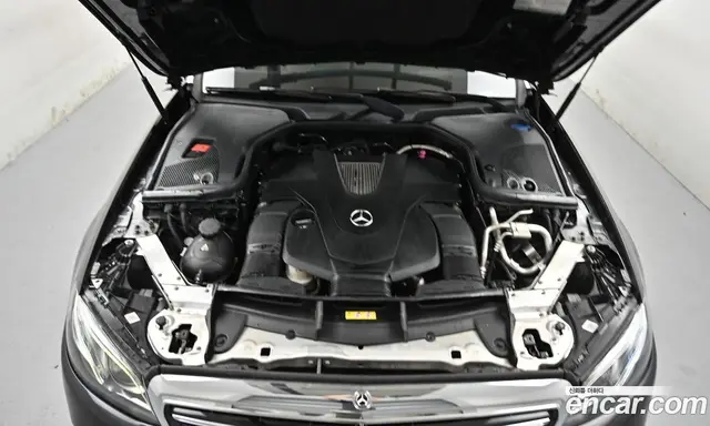 Mercedes-Benz E-Class 2018 3.0 автомат (гидро), миниатюра 6