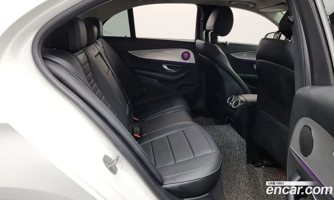 Mercedes-Benz E-Class 2018 2.0 автомат (гидро), фото 17