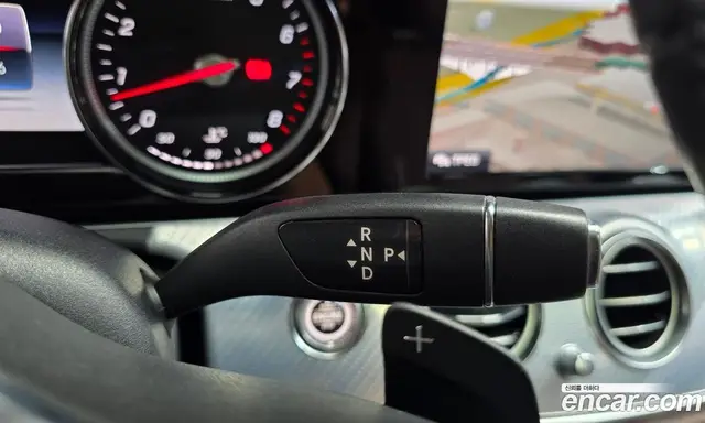 Mercedes-Benz E-Class 2020 2.0 автомат (гидро), миниатюра 12
