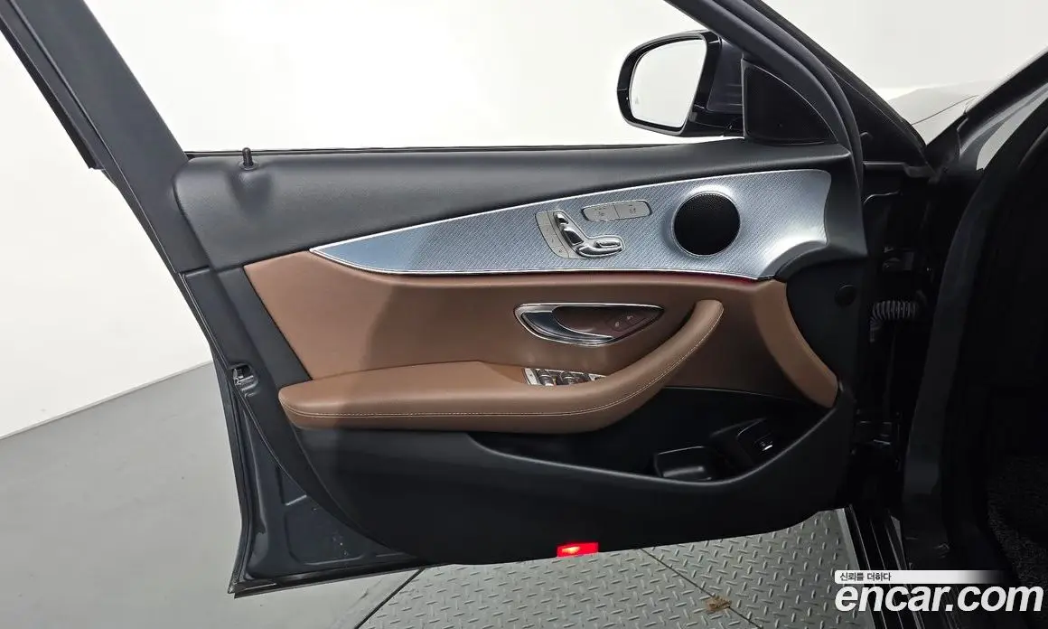 Mercedes-Benz E-Class 2020 2.0 автомат (гидро), фото 14