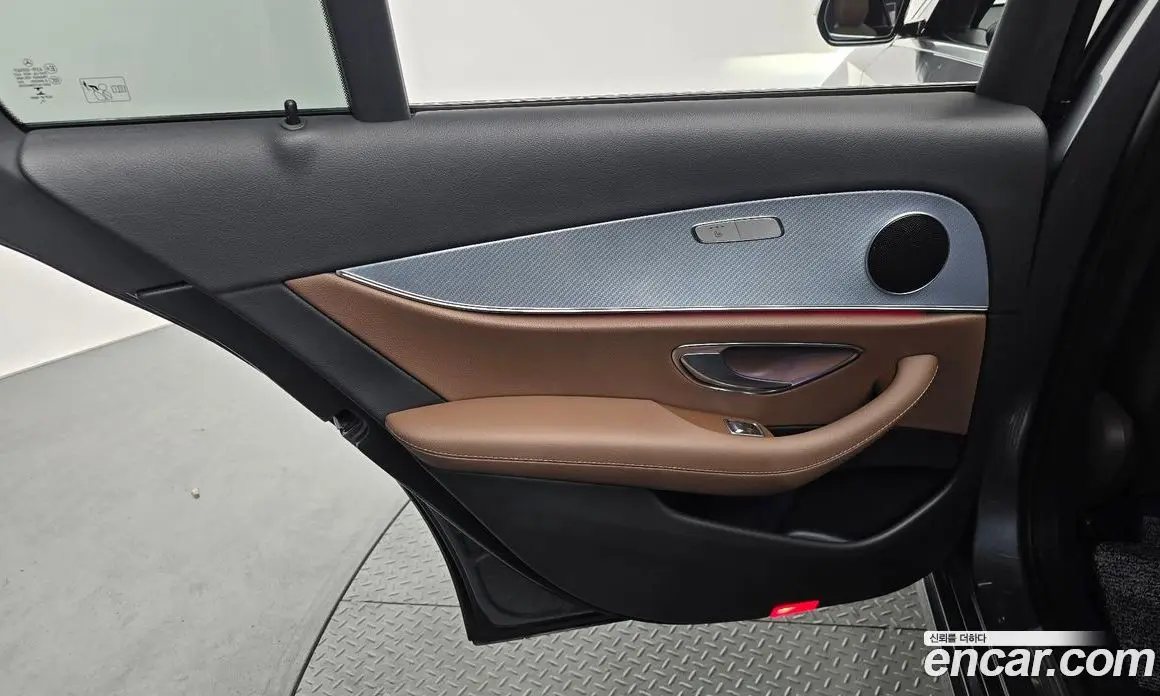 Mercedes-Benz E-Class 2020 2.0 автомат (гидро), фото 15