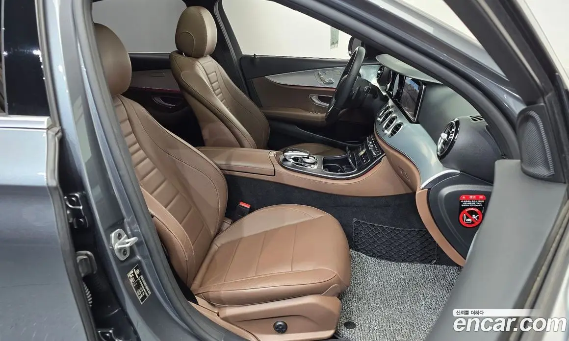 Mercedes-Benz E-Class 2020 2.0 автомат (гидро), фото 16