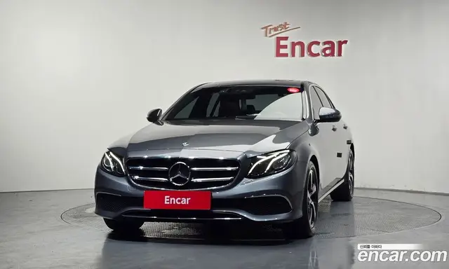 Mercedes-Benz E-Class 2020 2.0 автомат (гидро), миниатюра 3
