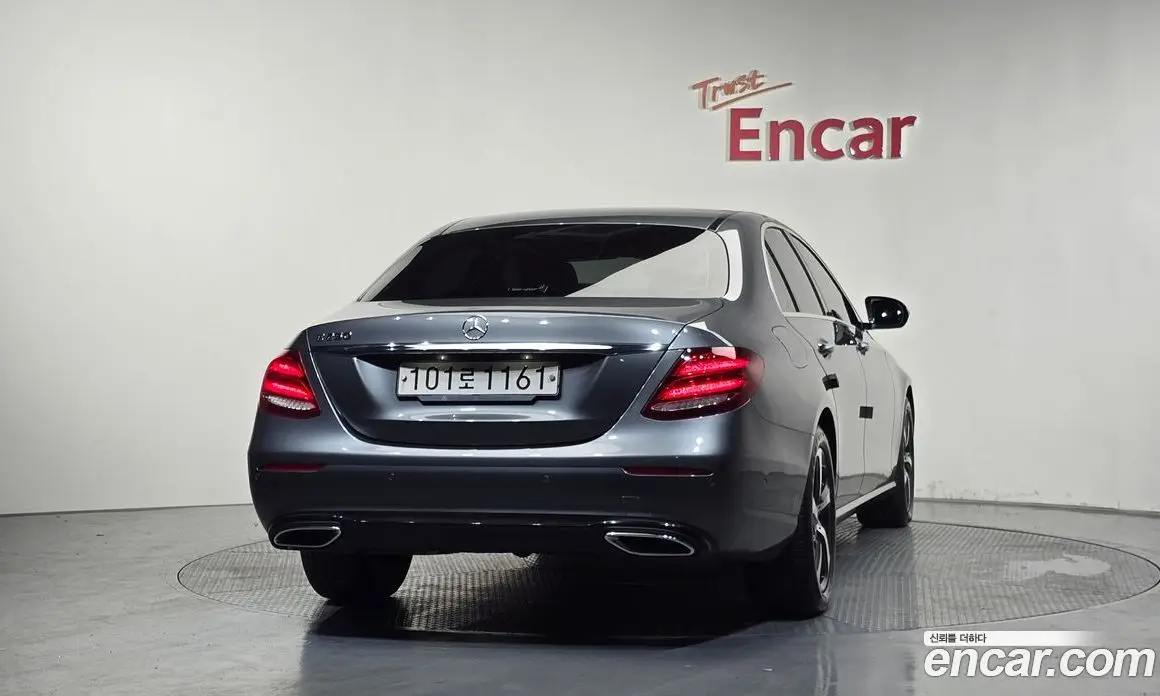 Mercedes-Benz E-Class 2020 2.0 автомат (гидро), фото 4