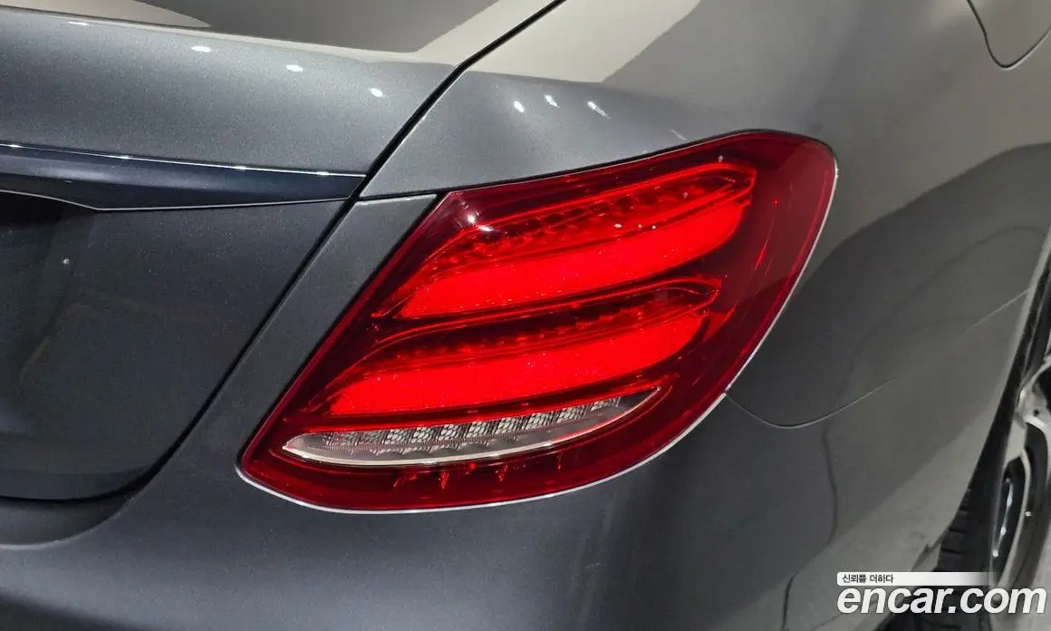 Mercedes-Benz E-Class 2020 2.0 автомат (гидро), фото 9
