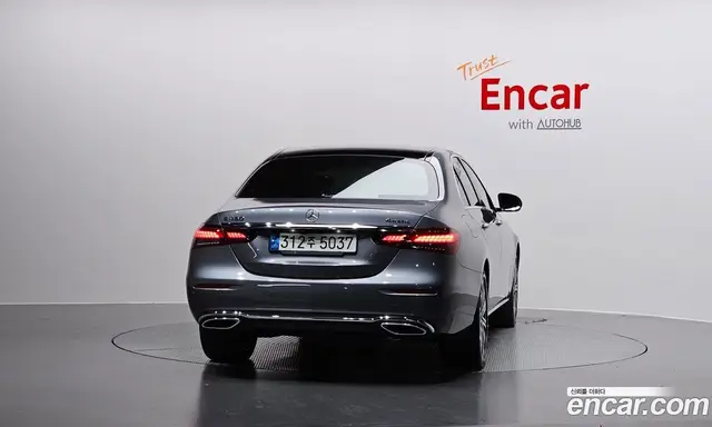 Mercedes-Benz E-Class 2021 3.0 автомат (гидро), миниатюра 4