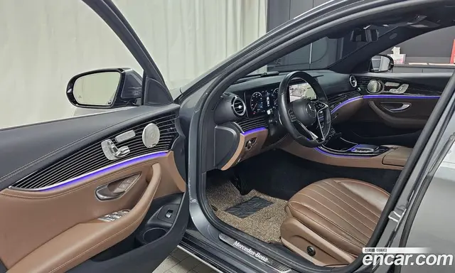 Mercedes-Benz E-Class 2021 3.0 автомат (гидро), миниатюра 10