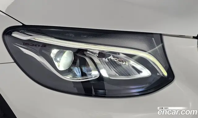 Mercedes-Benz GLC-Class 2018 2.0 автомат (гидро), миниатюра 8