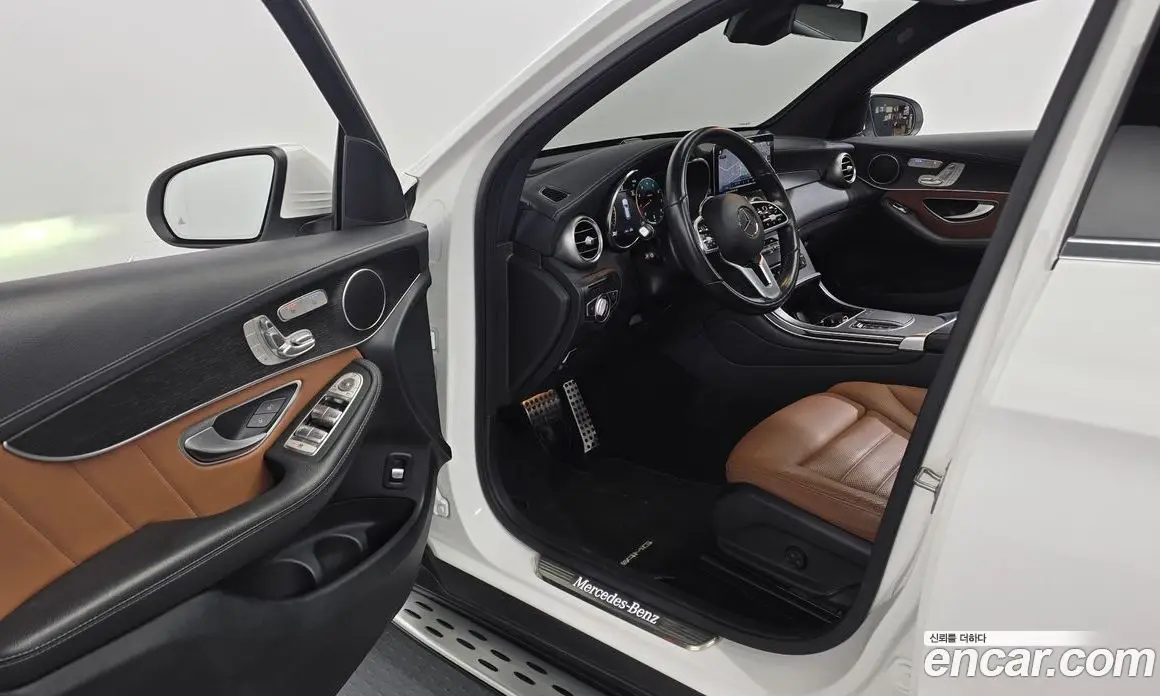 Mercedes-Benz GLC-Class 2022 2.0 автомат (гидро), фото 13