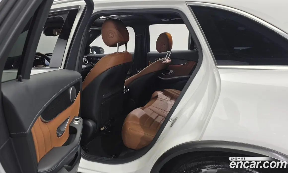 Mercedes-Benz GLC-Class 2022 2.0 автомат (гидро), фото 17