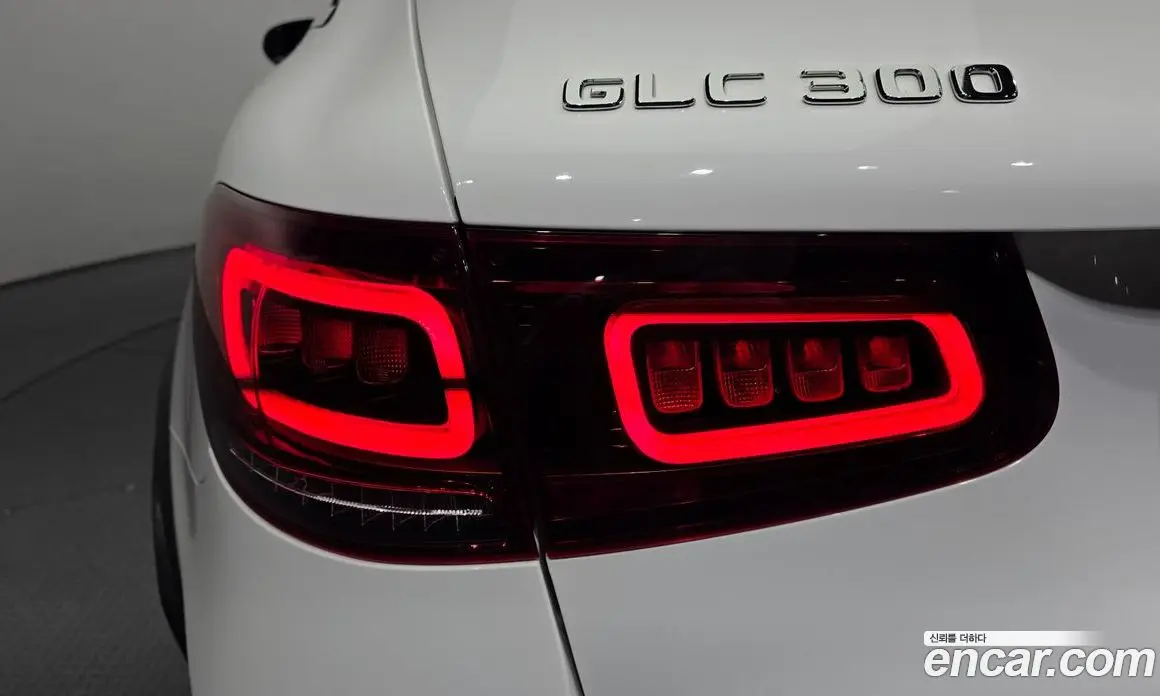Mercedes-Benz GLC-Class 2022 2.0 автомат (гидро), фото 9