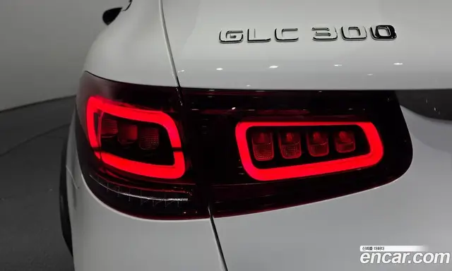 Mercedes-Benz GLC-Class 2022 2.0 автомат (гидро), миниатюра 9