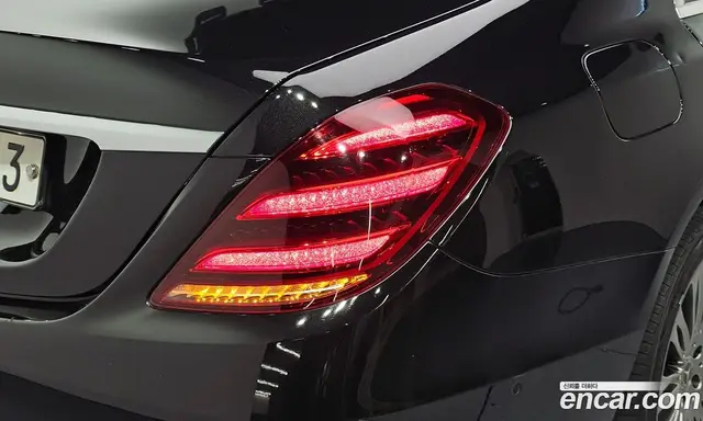 Mercedes-Benz S-Class 2017 4.0 автомат (гидро), миниатюра 9
