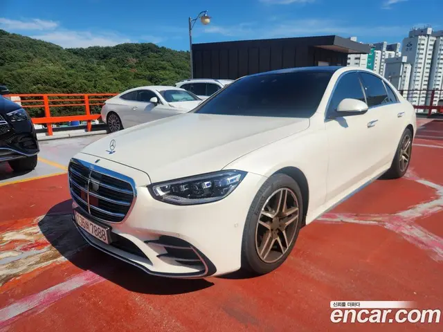 Mercedes-Benz S-Class 2022 2.9 автомат (гидро), миниатюра 1