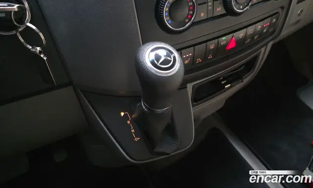 Mercedes-Benz Sprinter 2017 3.0 автомат (гидро), миниатюра 9 Mercedes-Benz Sprinter 2017 3.0 автомат (гидро), миниатюра 9