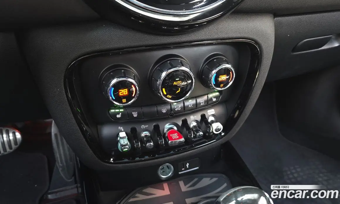 Mini Clubman 2023 2.0 автомат (гидро), фото 17 Mini Clubman 2023 2.0 автомат (гидро), фото 17