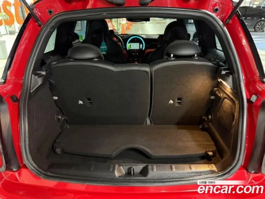 Mini Cooper 2016 2.0 автомат (гидро), фото 18