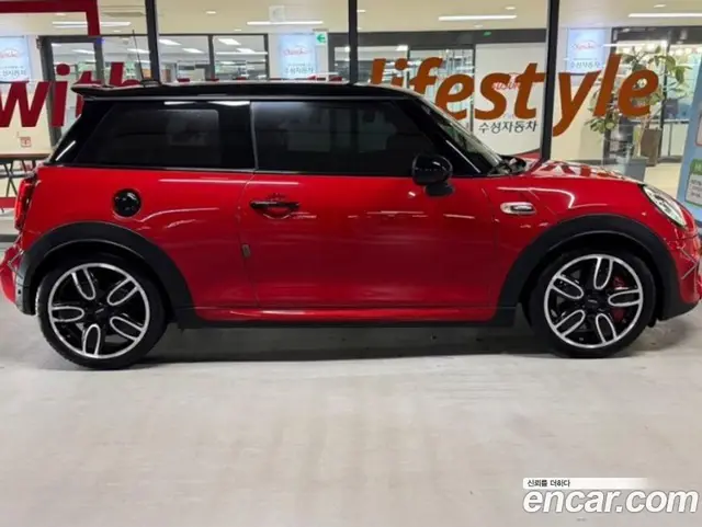 Mini Cooper 2016 2.0 автомат (гидро), миниатюра 3