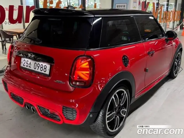 Mini Cooper 2016 2.0 автомат (гидро), миниатюра 4