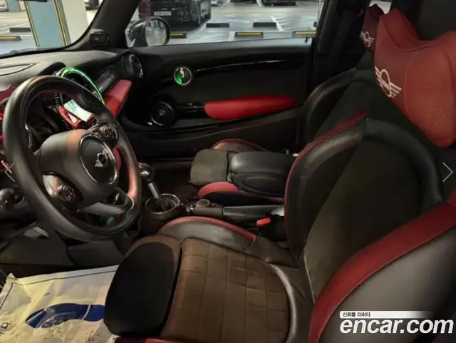 Mini Cooper 2016 2.0 автомат (гидро), миниатюра 7