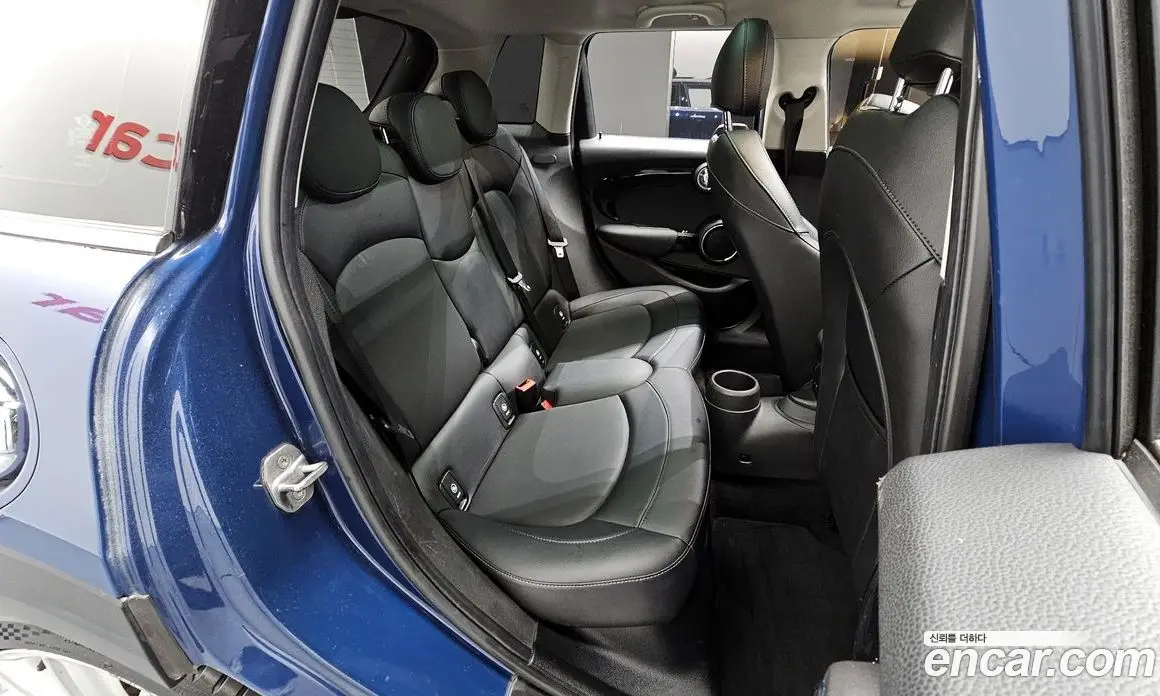 Mini Cooper 2017 2.0 автомат (гидро), фото 12 Mini Cooper 2017 2.0 автомат (гидро), фото 12