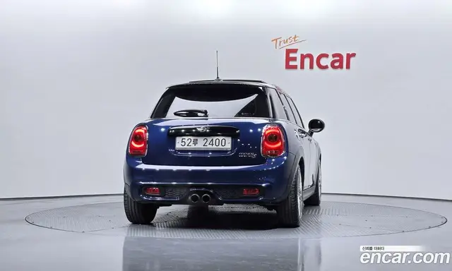 Mini Cooper 2017 2.0 автомат (гидро), миниатюра 4 Mini Cooper 2017 2.0 автомат (гидро), миниатюра 4