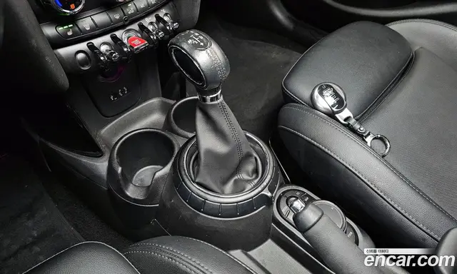 Mini Cooper 2017 2.0 автомат (гидро), миниатюра 9 Mini Cooper 2017 2.0 автомат (гидро), миниатюра 9