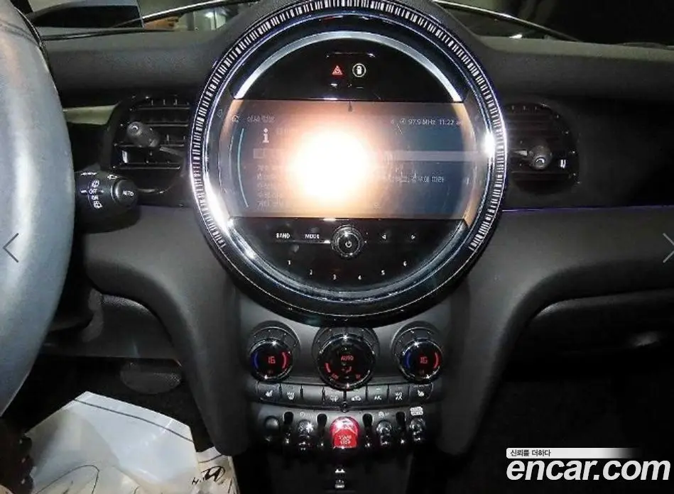 Mini Cooper 2022 1.5 автомат (гидро), фото 9