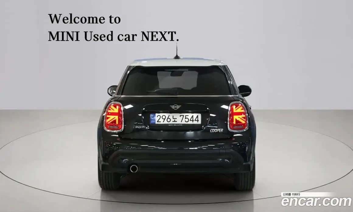 Mini Cooper 2023 1.5 автомат (гидро), фото 4