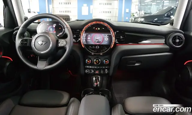 Mini Cooper 2023 1.5 автомат (гидро), миниатюра 7