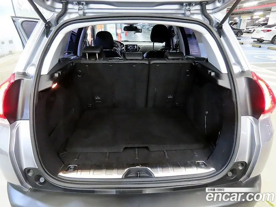 Peugeot 2008 2015 1.6 автомат (гидро), фото 5