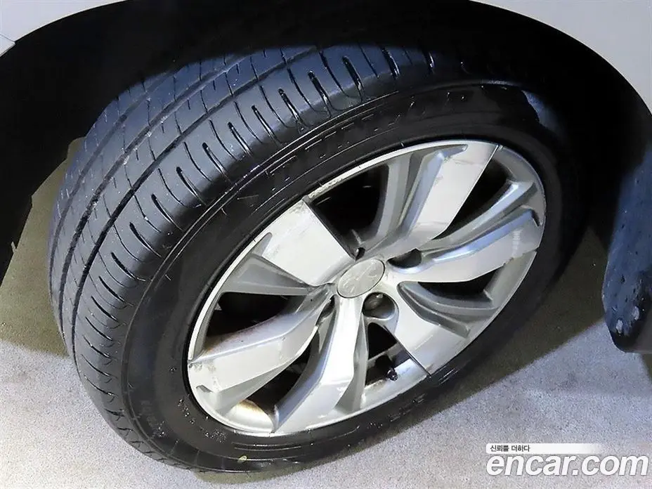 Peugeot 2008 2015 1.6 автомат (гидро), фото 8