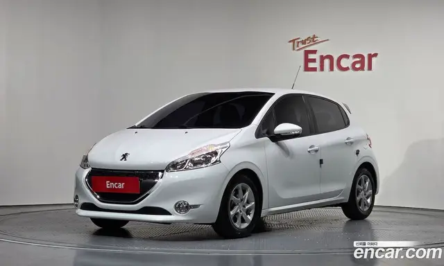 Peugeot 208, 2015, 98 170 км