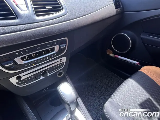 Renault (Samsung) SM3 2011 1.6 автомат (гидро), миниатюра 9