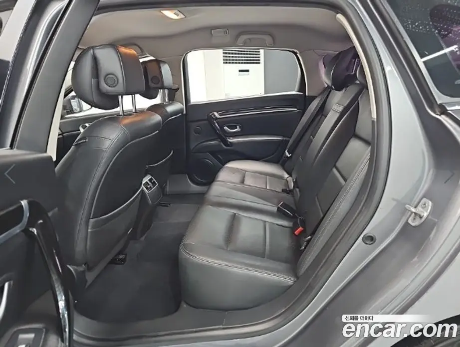Renault (Samsung) SM7 2017 2.5 автомат (гидро), фото 12 Renault (Samsung) SM7 2017 2.5 автомат (гидро), фото 12
