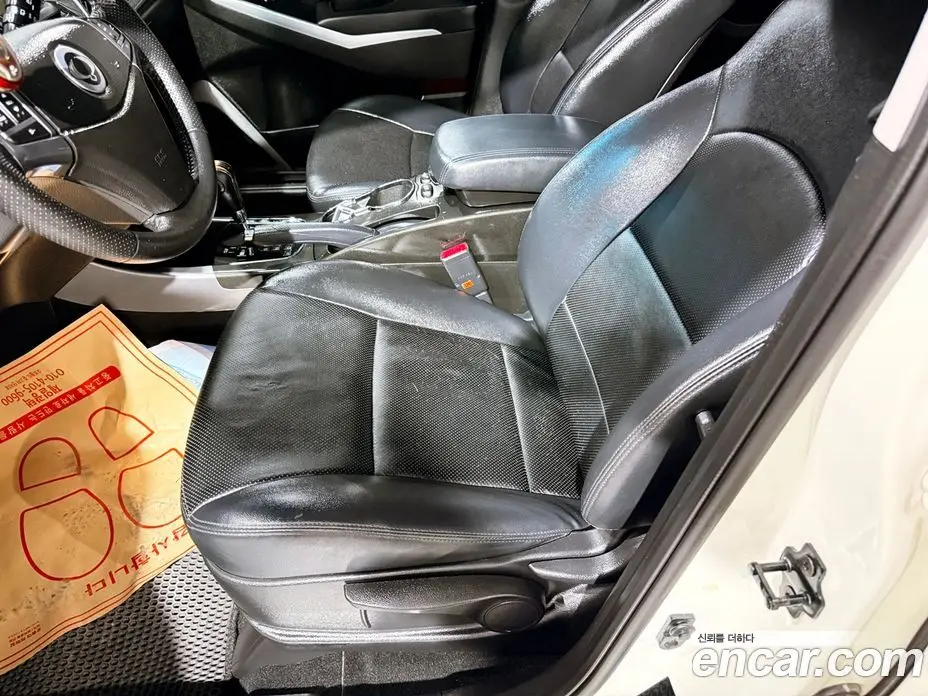 SsangYong Korando 2014 2.0 автомат (гидро), фото 18
