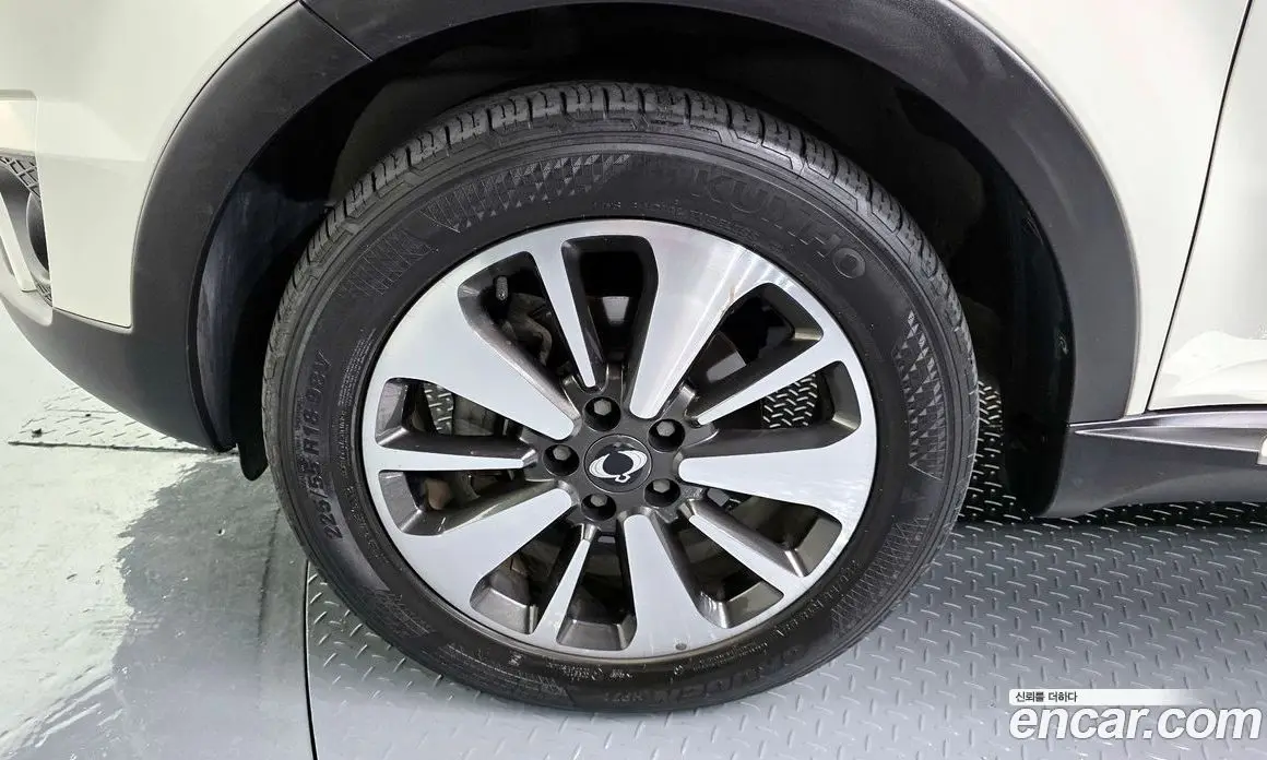 SsangYong Korando 2014 2.0 автомат (гидро), фото 5 SsangYong Korando 2014 2.0 автомат (гидро), фото 5