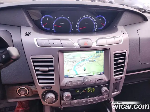 SsangYong Korando 2015 2.2 автомат (гидро), миниатюра 11
