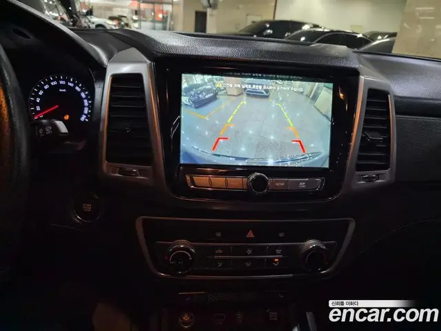 SsangYong Rexton 2018 2.2 автомат (гидро), миниатюра 11 SsangYong Rexton 2018 2.2 автомат (гидро), миниатюра 11